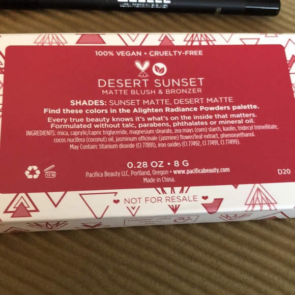 Ipsy Makeup Bundle, blusher, bronzer, highlighter, eyeliner - Picture 5 of 8